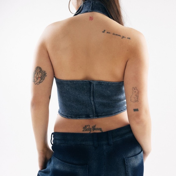 Blue Ribbed Zippered Crop Tank Top - Picture 2 of 4